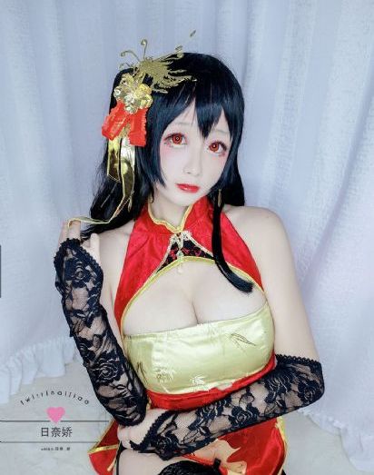 欧美棒球服搭配街拍女_超清在线观看视频