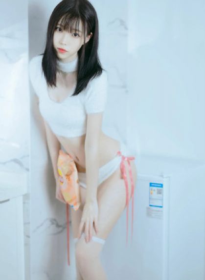 欧美时手表什么档次_720高清迅雷在线观看