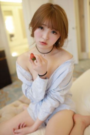 欧美毛领大衣女_1080P免费观看