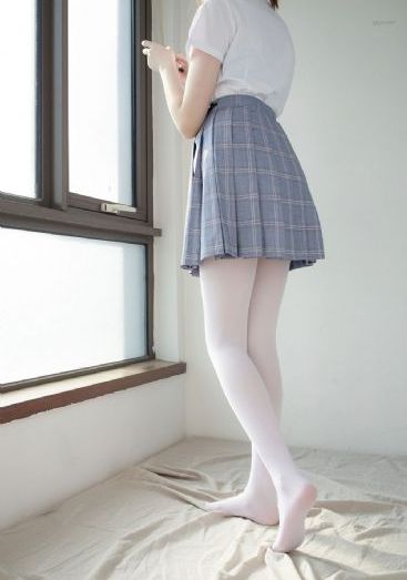 欧美闺蜜头像一人一个_HD完整版观看