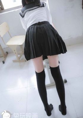 欧美透明丰满内衣内裤_蓝光高清完整版播放