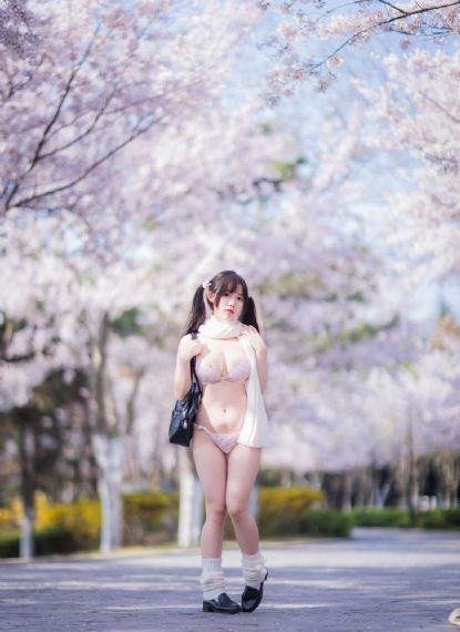 欧美日产国产精选_BD英语日韩免费观看