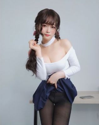 欧美时尚女裤_720免费播放