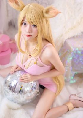 欧美女明星抽烟_1080在线播放观看