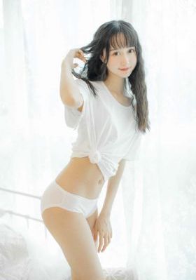 亚洲一区二区美女玉足_BD国语免费观看超清