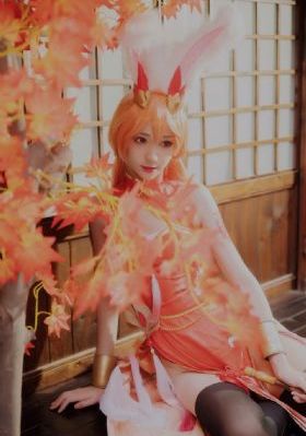 欧美人体下体大胆展阴_720免费在线播放